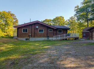 30 Old Sids Rd, Seguin, ON P2A 2W8