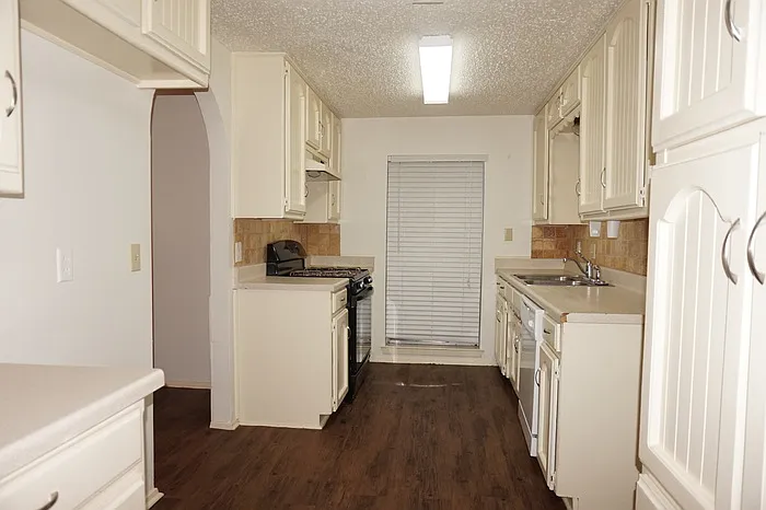 6948 Brandywine St — Photo 4