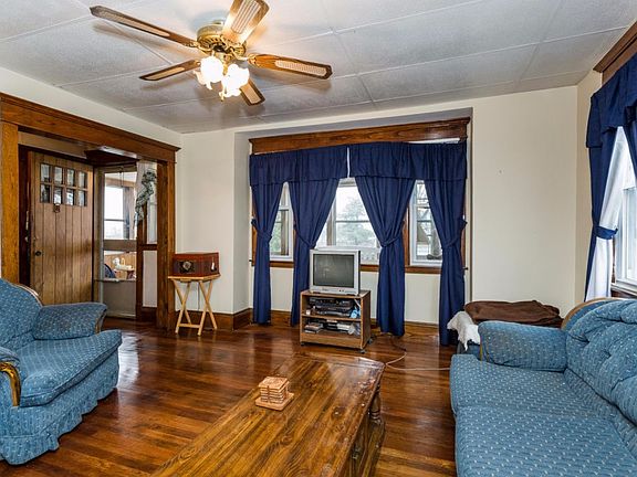 5th image of 23 Webster Ave