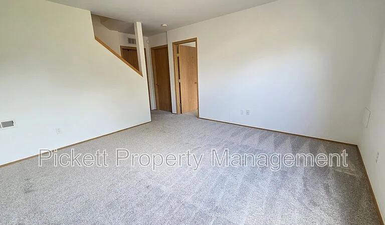 11615 Breckenridge Ln NW — Photo 36