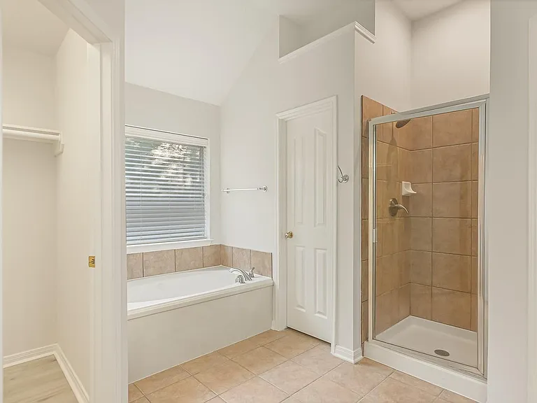 71 N Queenscliff Cir — Photo 21