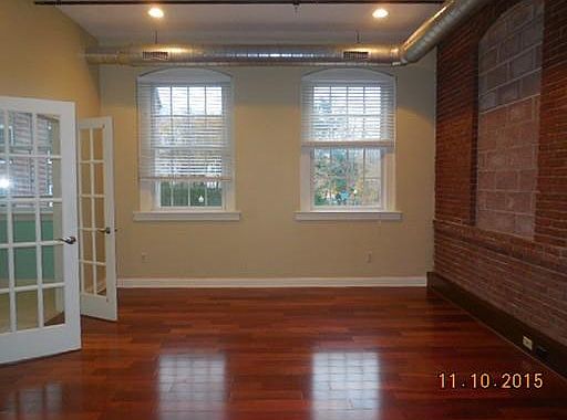 2nd image of 15 Cedar St Unit 27