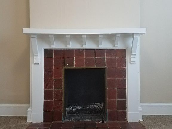 3rd image of 608 S 2nd St #1