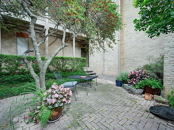 2nd image of 3431 N Hills Dr APT 125