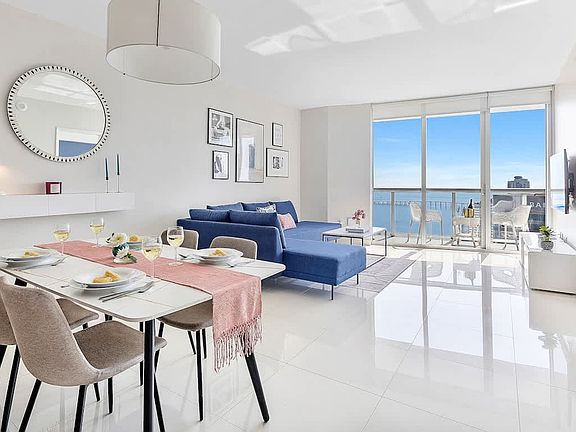 2nd image of 485 Brickell Ave #Id1240553p