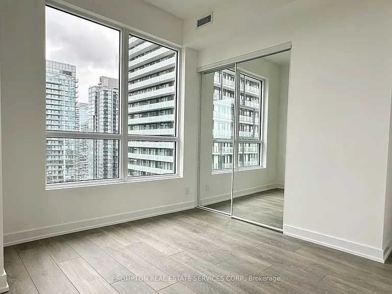 108 Peter St #3202 — Photo 8