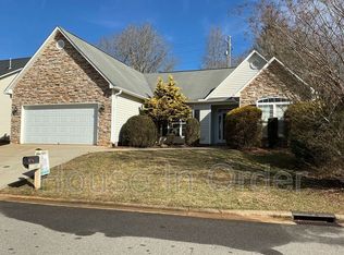 46 Summer Meadow Rd, Arden, NC 28704