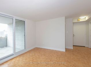 485 Huron St #204, Toronto, ON M5R 2R5