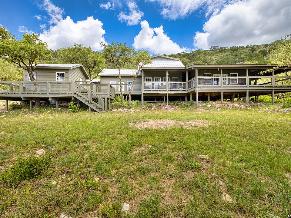 1st image of 574 N Saddle Mountain Rd.