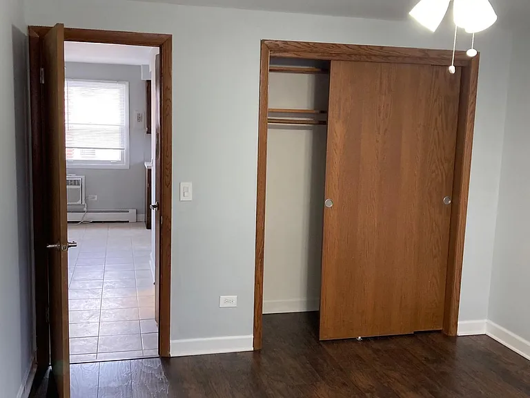 897 Graceland Ave #3W — Photo 5