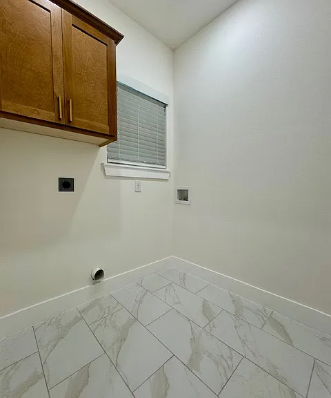 38 Woodbridge Dr — Photo 18