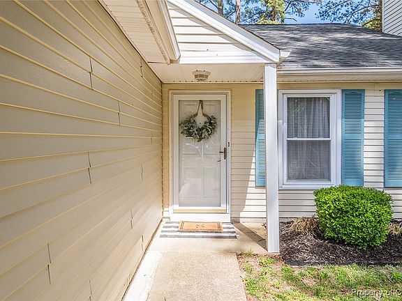 4th image of 1101 Buford Ct