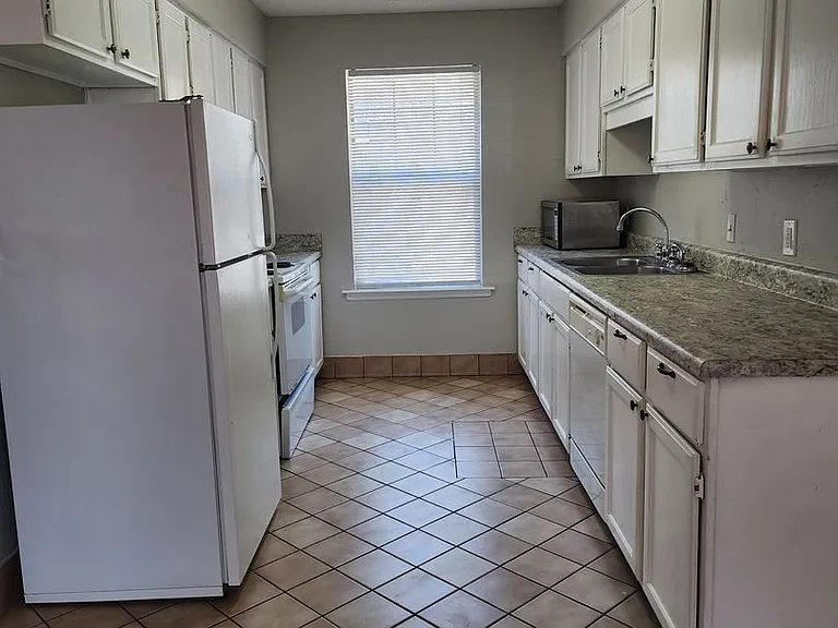 32 Norwood Ct — Photo 3