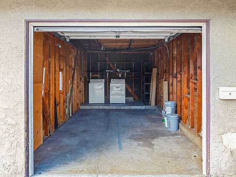844 N Morgan St #A — Photo 22