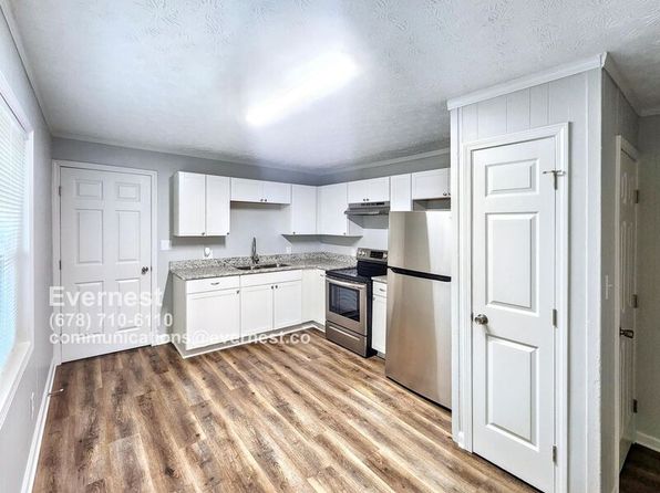 313 Stokes St, Monroe, GA 30655