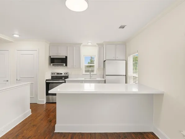612 1/2 W Alabama St, Houston, TX 77006