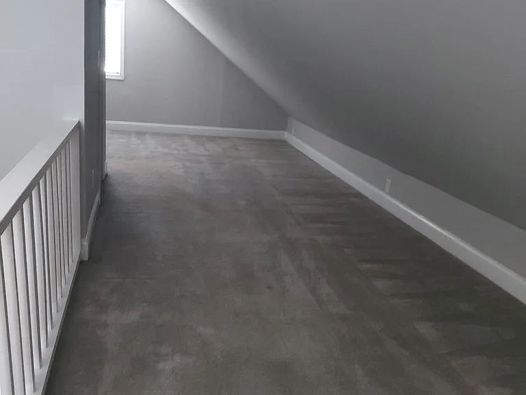 213 Liston Ave — Photo 9