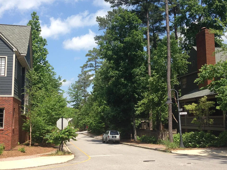 Apartment entrance is located on side street facing Hawthorn St which intersects with Abbott Sq