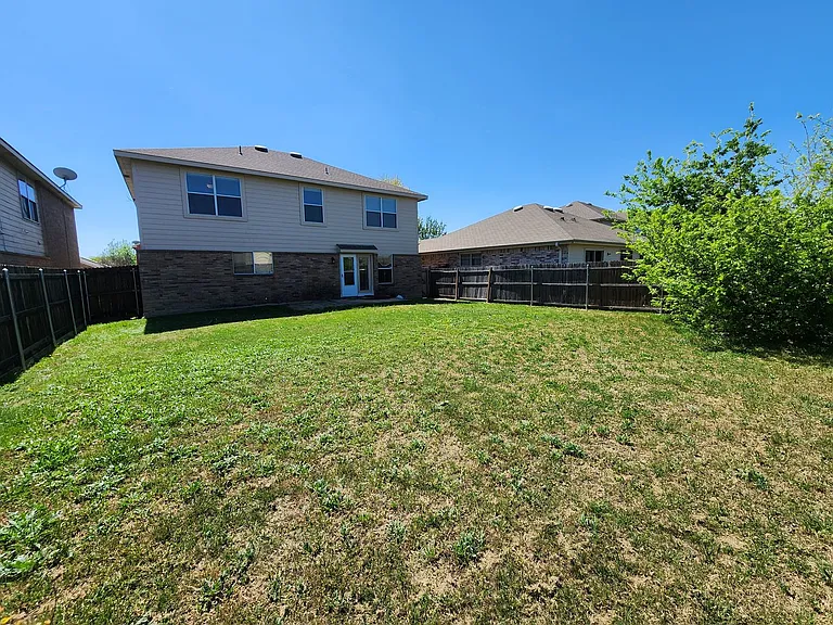 5709 Valley Stream Way — Photo 29