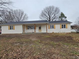 31 Pebblestone Ct, Troy, MO 63379