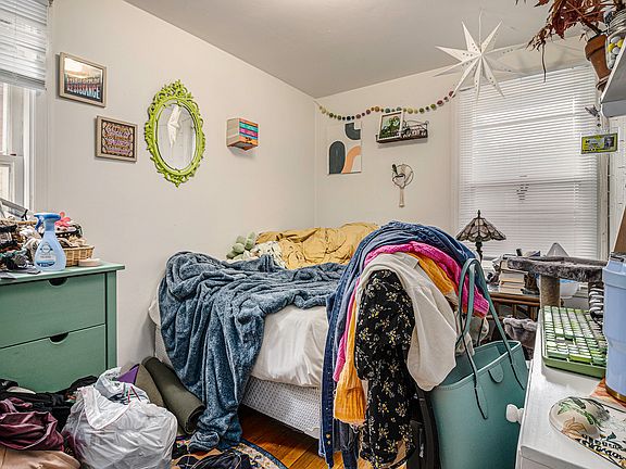 2nd image of 1014 Granger Ave #4