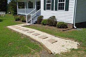 4th image of 160 Malinda Dr