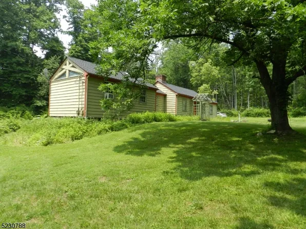 63 Mount Grove Rd, Clinton Twp., NJ 07830