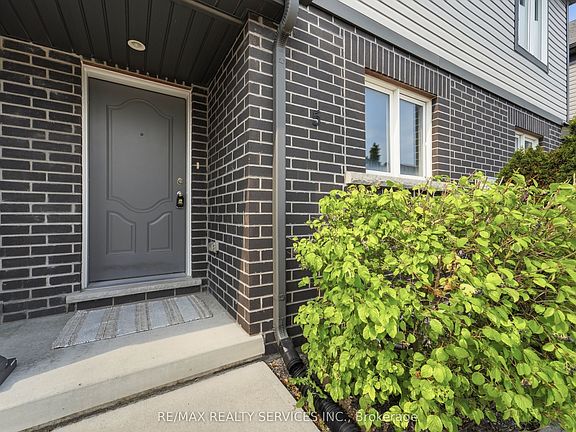 2nd image of 7768 Ascot Cir