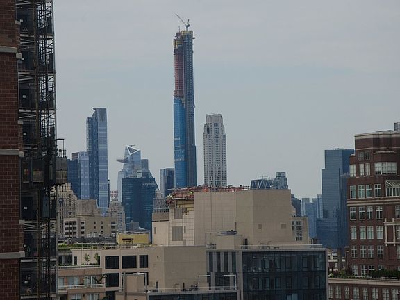 3rd image of 1601 3rd Ave APT 26B