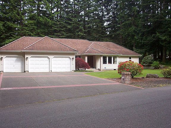 2nd image of 6139 Tigertail Dr SW