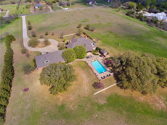 5th image of 1070 County Road 318