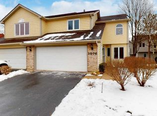 1076 Mattande Ln, Naperville, IL 60540