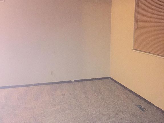5th image of 709 Patty Dr
