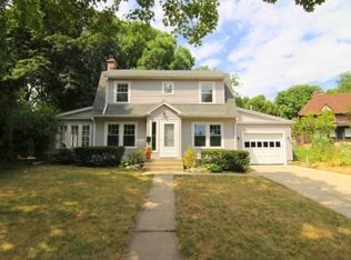 718 Oneida Pl, Madison, WI 53711