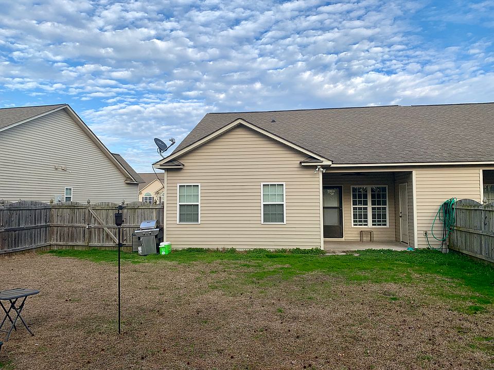 Backyard facing house 