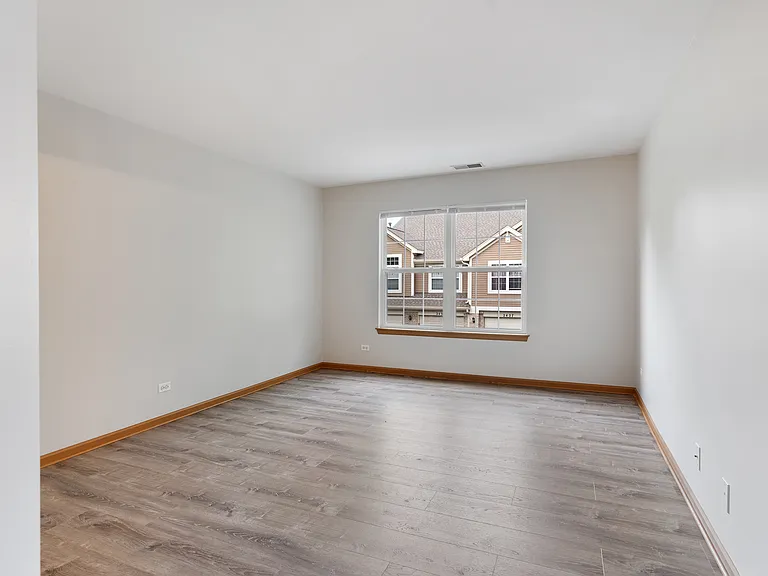 2405 Wilton Ln — Photo 13