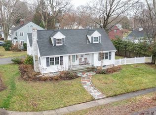 125 Mifflin Dr, North Andover, MA 01845