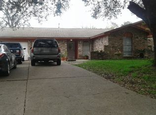 1404 Coyote Ln, Baytown, TX 77521