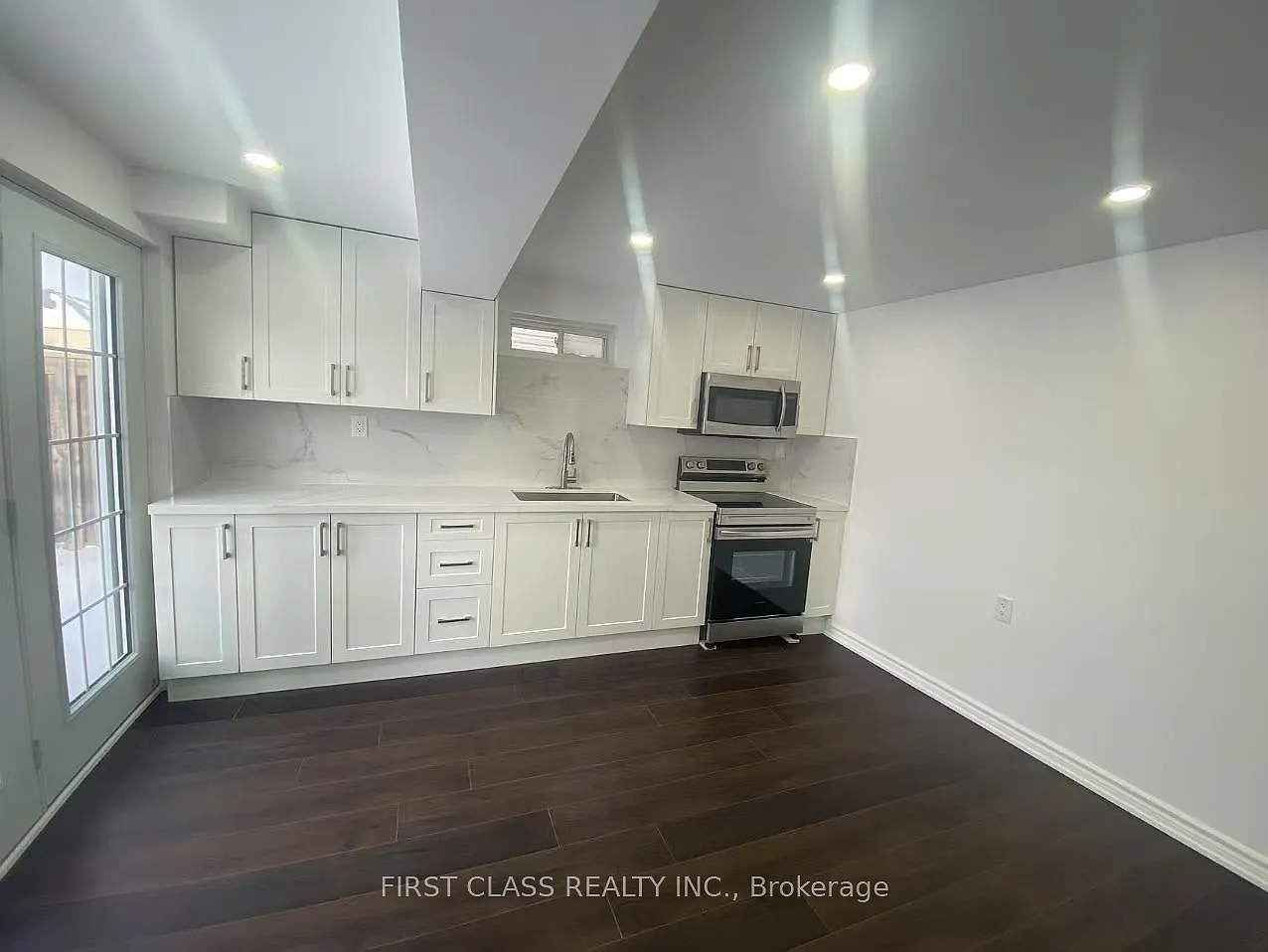 2 bed, $1,700 — Photo 2