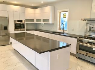211-10 86th Ave, Hollis Hills, NY 11427