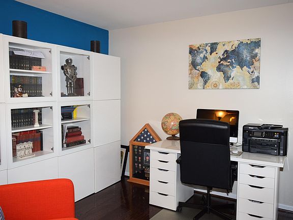 Library/Office