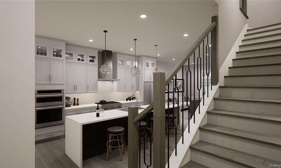 1st image of 211 Palisades Blvd #38