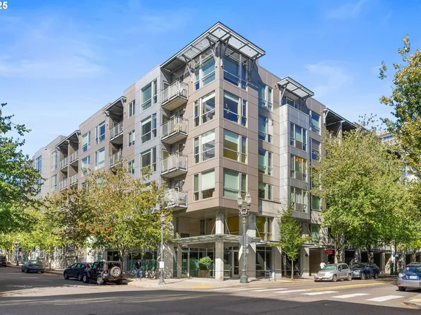 1125 NW 9th Ave APT 210, Portland, OR 97209
