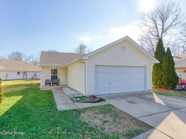 6320 Cottage Field Cir, Louisville, KY 40218