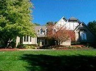 6601 Pine Ridge Dr, Clarkston, MI 48346