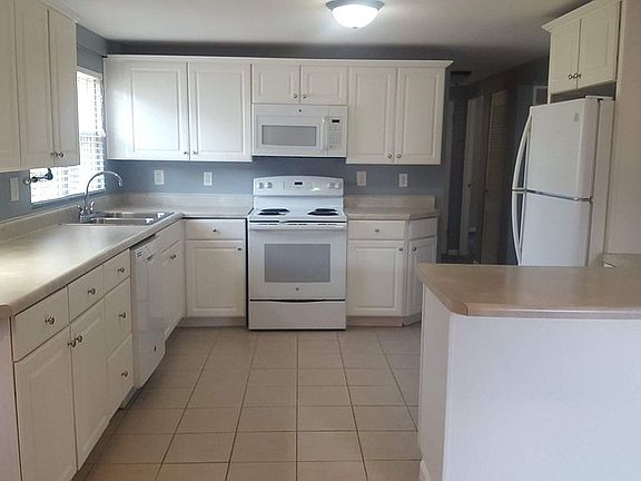 3rd image of 5323 W Janet Ct