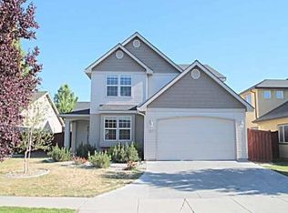 1827 W Marten Creek Dr, Meridian, ID 83646