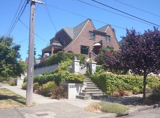 2820 W Barrett St, Seattle, WA 98199