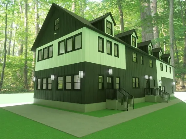 72 Tewksbury St, Andover, MA 01810