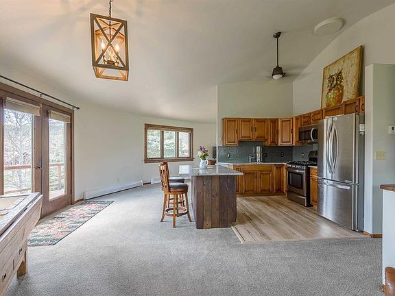 2nd image of 20 Stephenson Pl